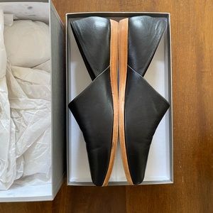 Coclico Padu Flat- sustainable/hand crafted in Spain.